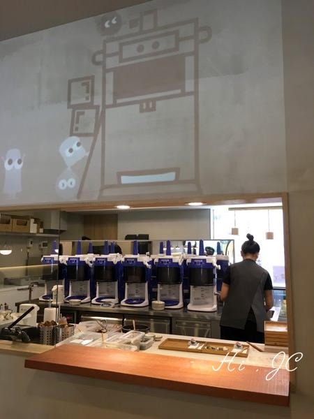 [日常隨筆] 台北大安區創意冰品店療癒系路地怪物冰台北市民大道分店食記