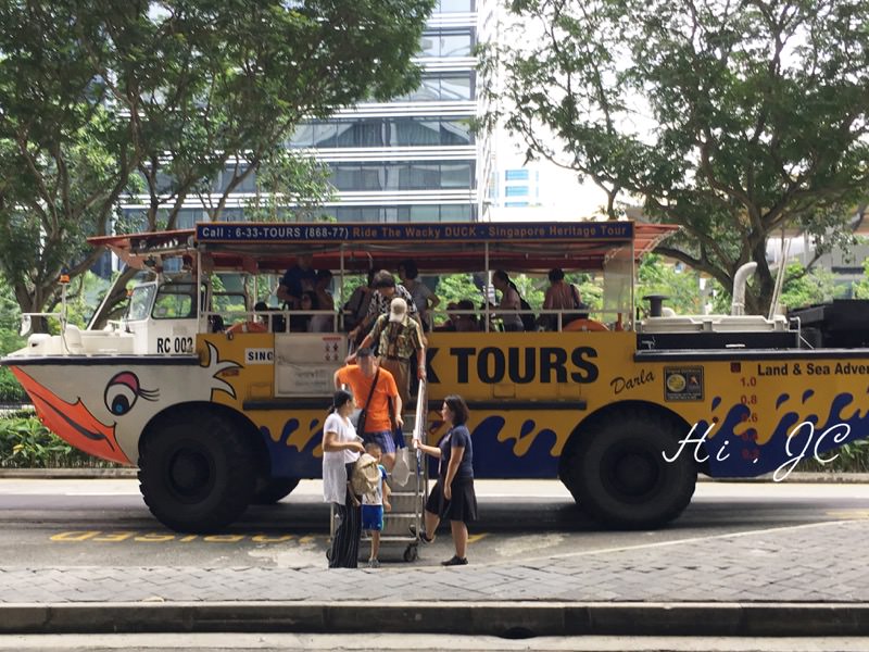 [旅行] 新加坡親子行之越趕時間越要排的必排行程推薦搭乘水陸兩棲鴨子船Duck Tour遊新加坡