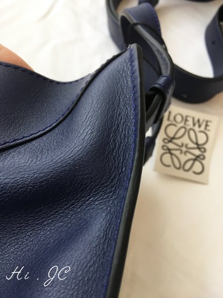 [私藏衣櫃] Loewe Hammock包吊床包開箱文必須珍藏低調質感創意十足的經典包包