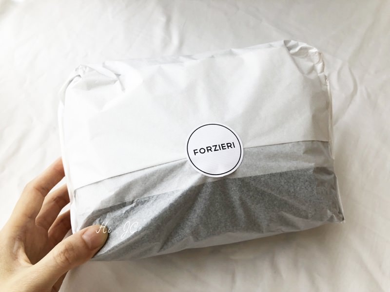 [私藏衣櫃] 義大利製Le Parmentier Caviar Mini Shoulder bag小肩包開箱及心得、Forzieri購買資訊分享