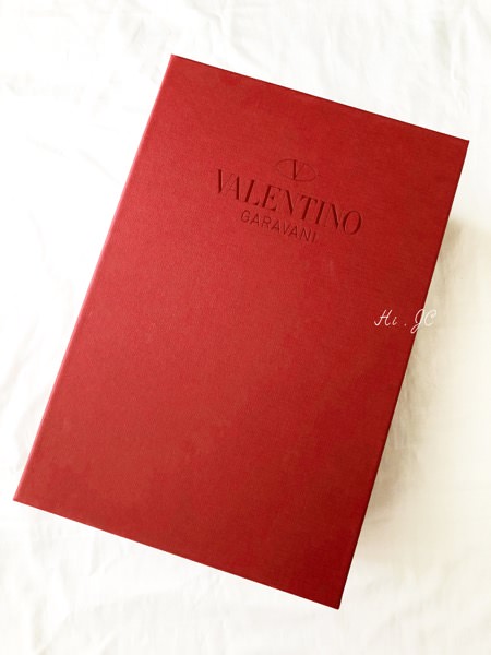 [私藏衣櫃]Valentino 小白鞋 （Open leather sneaker ）開箱文、尺寸心得及購買資訊分享