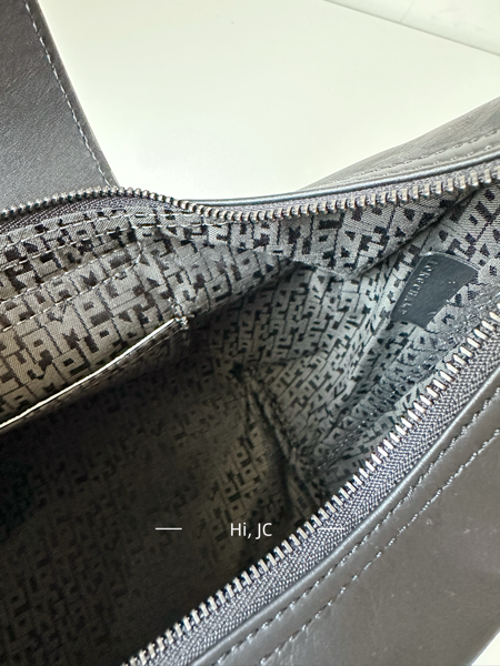 Longchamp LE PLIAGE XTRA 手提包開箱、心得分享及包包哪裡買資訊分享