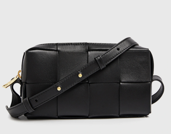 電商折扣資訊更新(11/6更新)-雙11折扣開始囉!IFCHIC站雙11折扣價格直接再減111美金+FWRD站滿額最高7折+Farfetch站雙11新品75折+Mytheresa站雙11折扣+IU廣告的高麗潔牙膏用券折扣100元 電商折扣資訊更新(11/6更新)-雙11折扣開始囉!IFCHIC站雙11折扣價格直接再減111美金+FWRD站滿額最高7折+Farfetch站雙11新品75折+Mytheresa站雙11折扣+IU廣告的高麗潔牙膏用券折扣100元