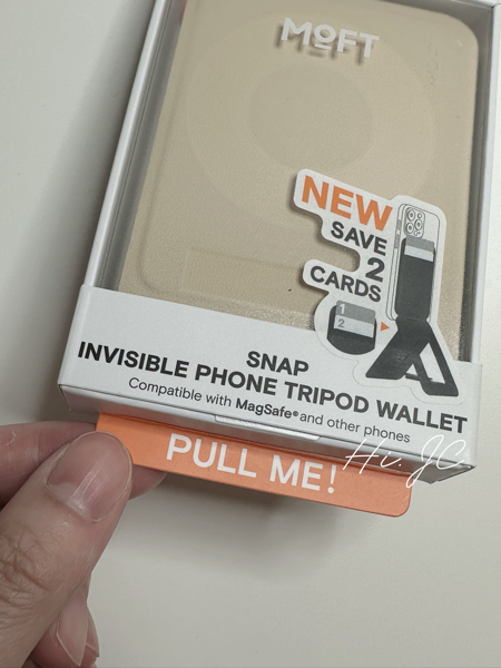 開箱~Moft手機支架好用嗎?(來開箱傳說中的百變手機支架) 開箱~Moft手機支架好用嗎?(來開箱傳說中的百變手機支架)