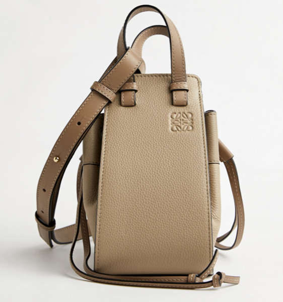 電商折扣資訊更新(12/29更新)-IFCHIC站年終折扣2折起+Farfetch折扣 4折起 電商折扣資訊更新(12/29更新)-IFCHIC站年終折扣2折起+Farfetch折扣 4折起