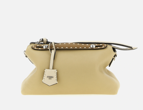 電商折扣資訊更新(1/30更新)-IFCHIC站 Fendi 4折起+便宜的Saint Laurent WOC包+Mytheresa滿額折上折 電商折扣資訊更新(1/30更新)-IFCHIC站 Fendi 4折起+便宜的Saint Laurent WOC包+Mytheresa滿額折上折