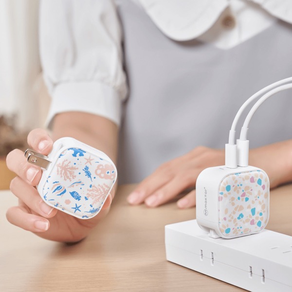 Maktar 66W GaN 氮化鎵體積最小的口袋快充~新購入好物分享 Maktar 66W GaN 氮化鎵體積最小的口袋快充~新購入好物分享